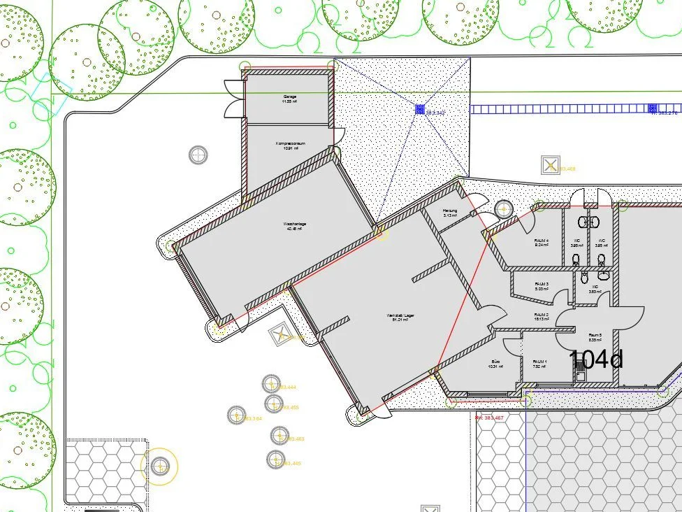 Lageplan mit Gebäude, Zufahrt und Außenanlagen